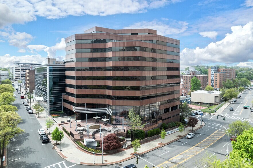 140 Grand St, White Plains, NY for sale - Primary Photo - Image 1 of 1