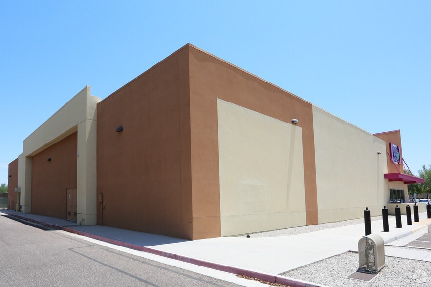 2009 N Stapley Dr, Mesa, AZ for lease - Building Photo - Image 3 of 4