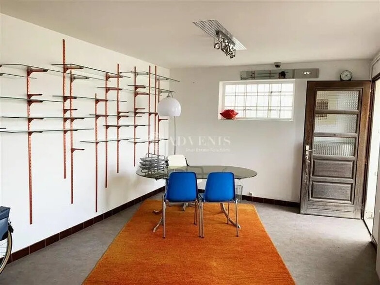 Office in Blois for lease - Interior Photo - Image 2 of 4