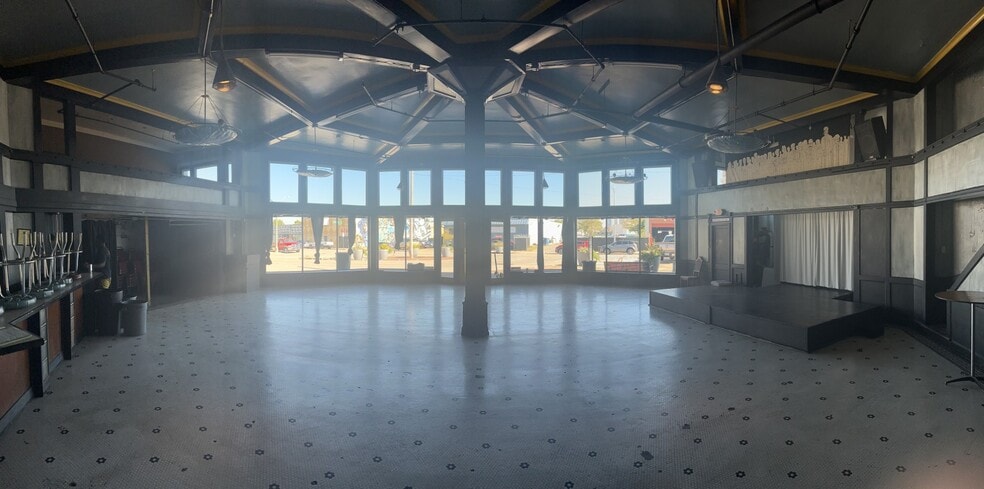 629 Monroe Ave, Memphis, TN for sale - Interior Photo - Image 3 of 6