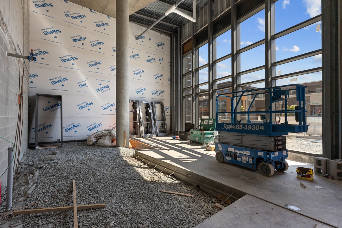 3300 - 3340 Lakeshore rd, Kelowna, BC for lease Interior Photo- Image 1 of 4