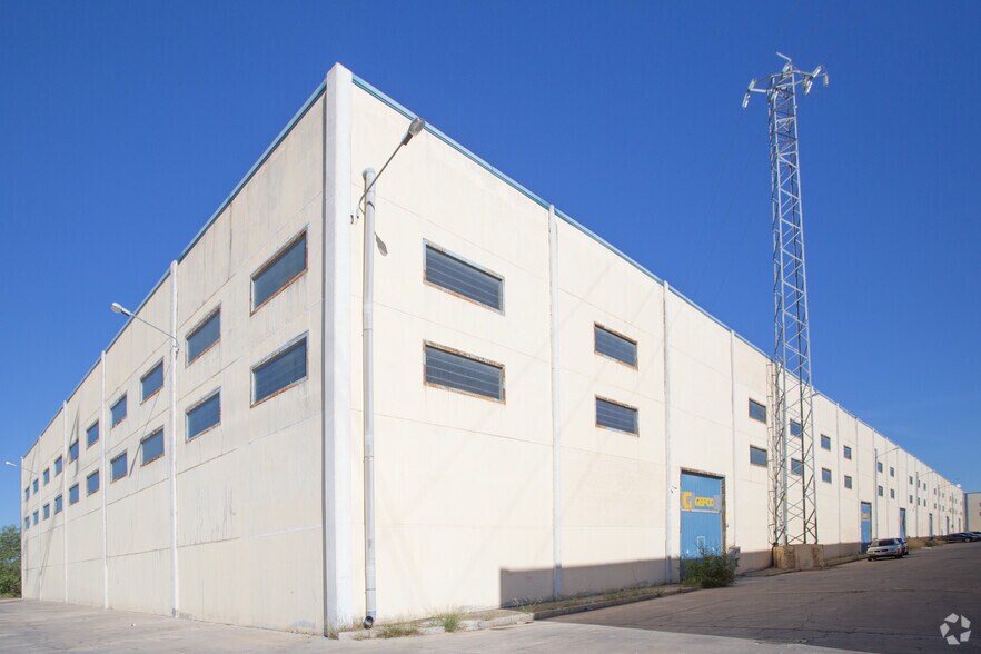 17 Calle Monte Naranco, Seseña, Toledo for sale - Building Photo - Image 2 of 4