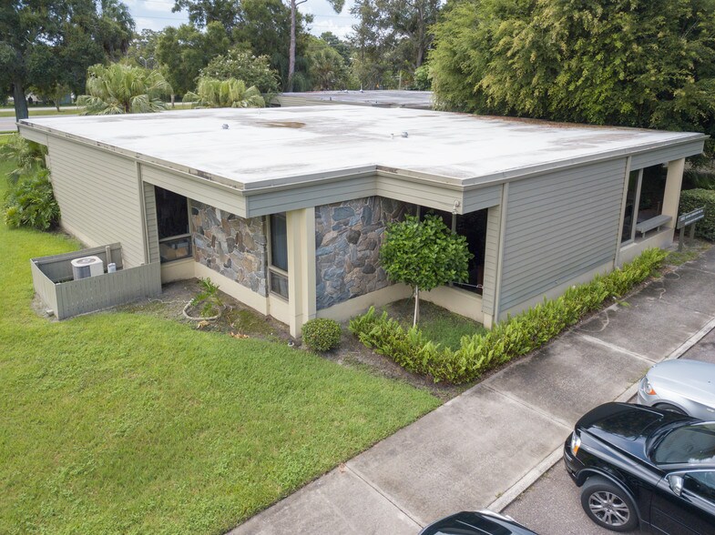 1960 Bayshore Blvd, Dunedin, FL 34698