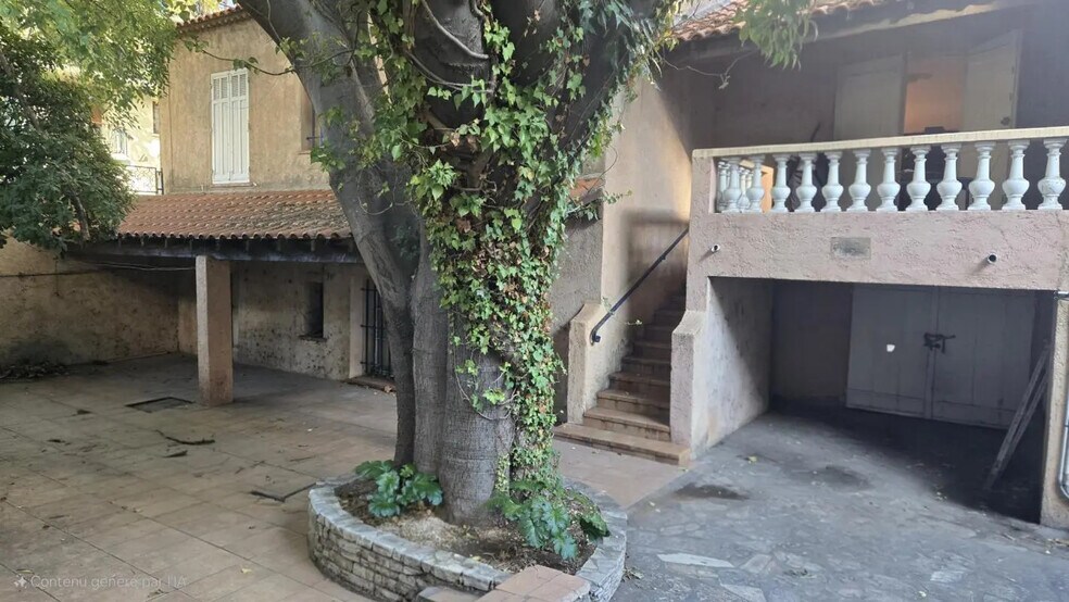 Office in Toulon for sale - Building Photo - Image 2 of 3