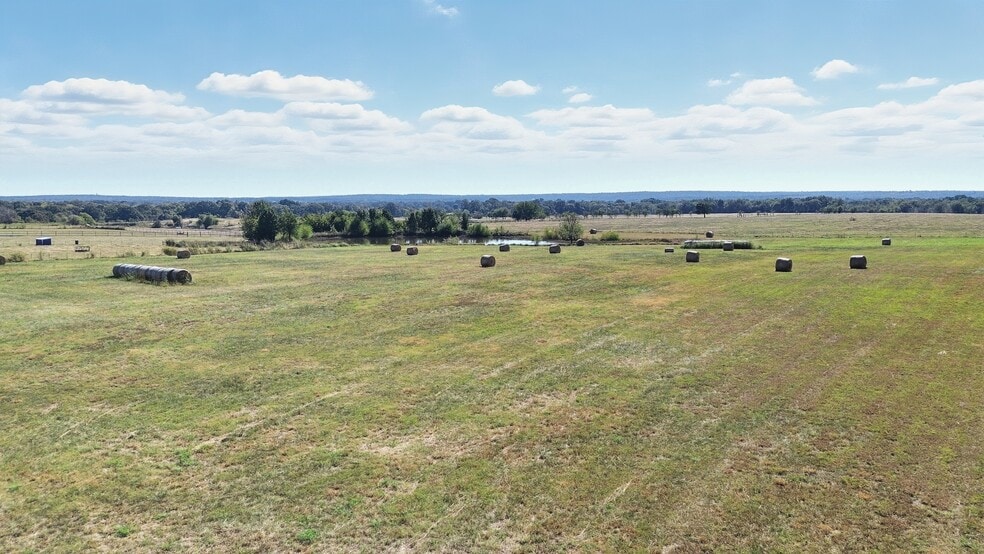 11502 Hectorville Rd, Mounds, OK for sale - Primary Photo - Image 1 of 15