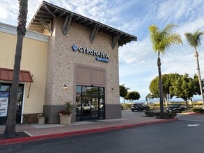 1111-1191 S Victoria Ave, Oxnard, CA for lease Building Photo- Image 2 of 22