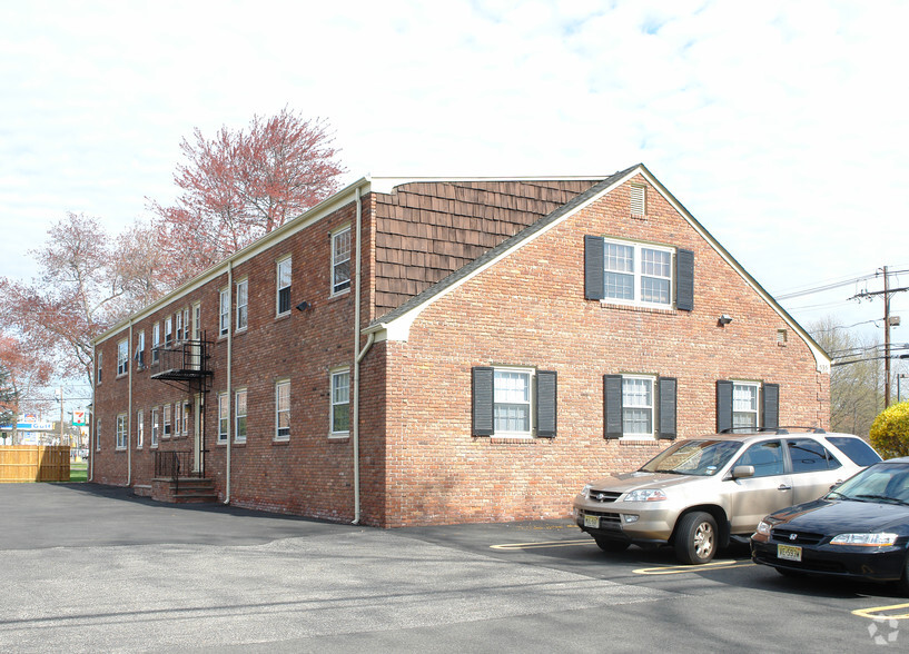 535 Morris Ave, Springfield, NJ for lease - Building Photo - Image 3 of 9