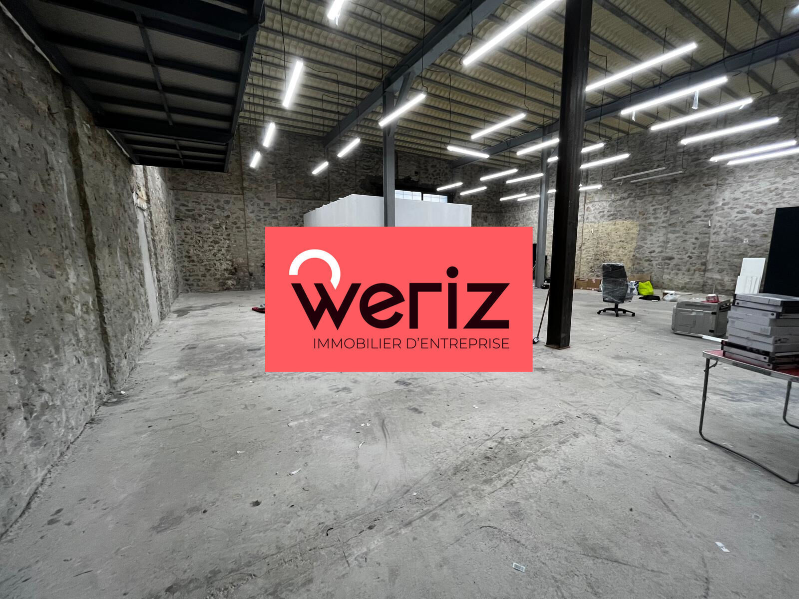 Industrial in Marseille for lease Building Photo- Image 1 of 11