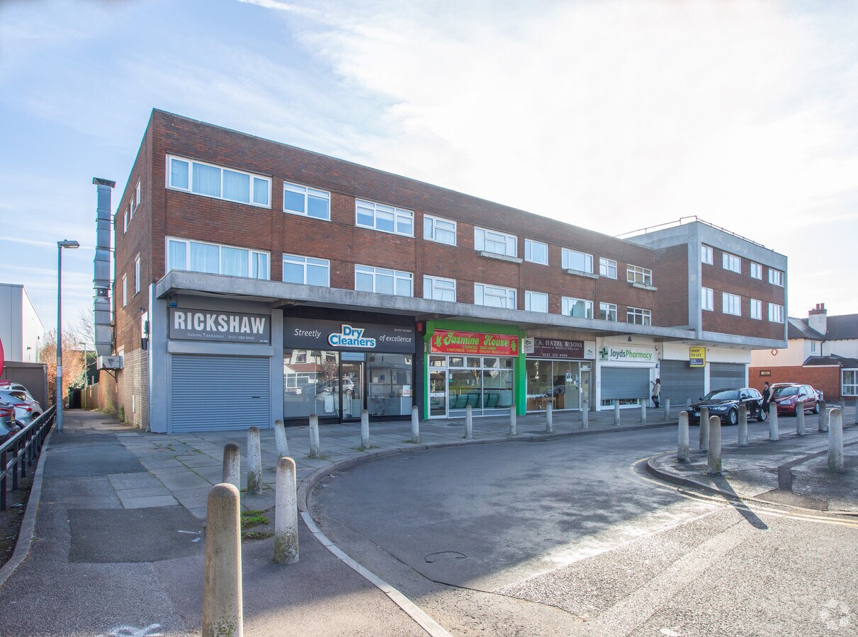 121 Manor Ct, Sutton Coldfield, WMD B74 2HE