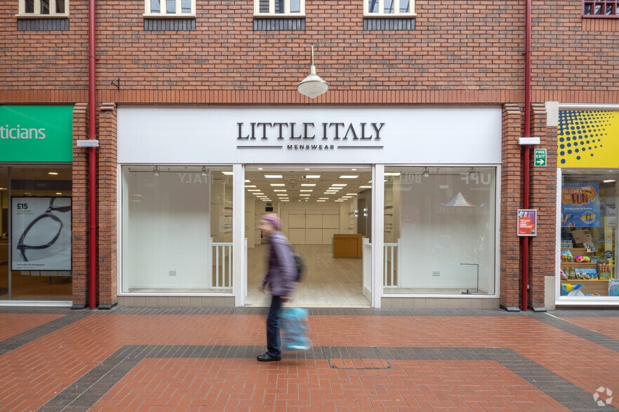 Cannock Shopping Centre, Cannock for sale - Building Photo - Image 3 of 26