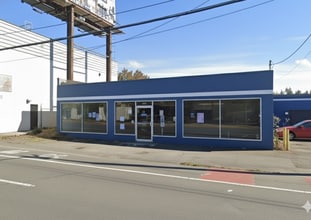 12546 Aurora Ave N, Seattle, WA for lease Building Photo- Image 1 of 8