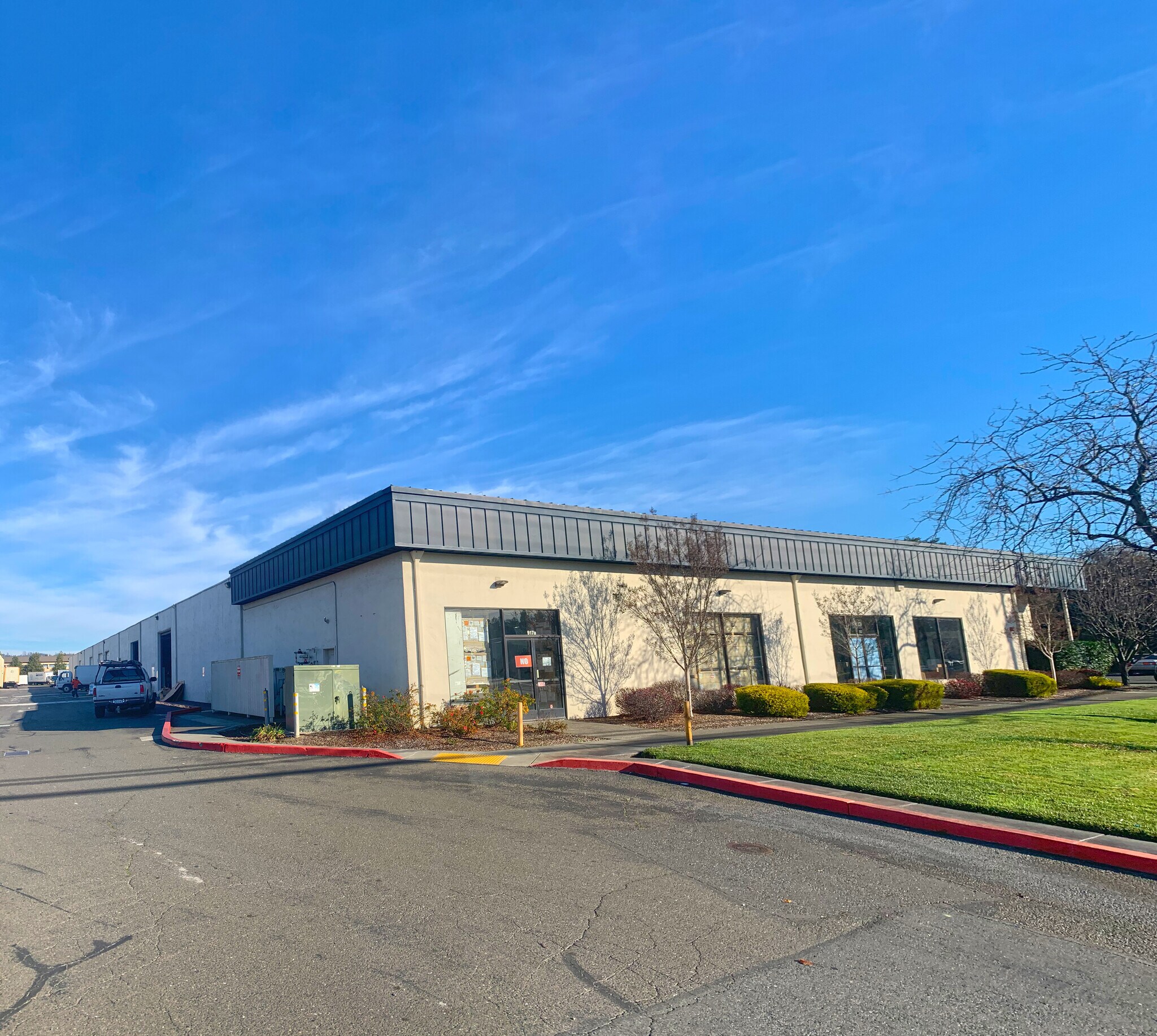 915-921 Piner Rd, Santa Rosa, CA for lease Building Photo- Image 1 of 3