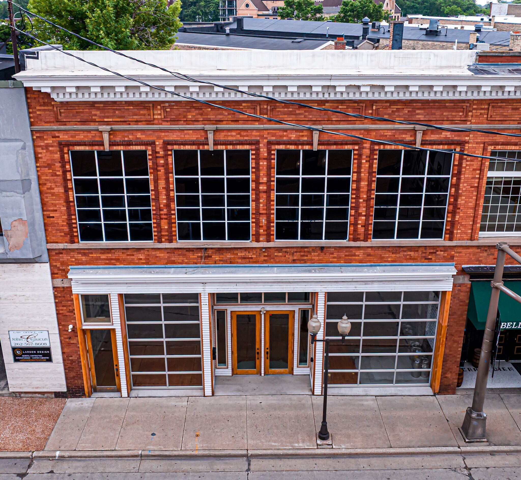 25 S Main St, Oconomowoc, WI for sale Primary Photo- Image 1 of 1