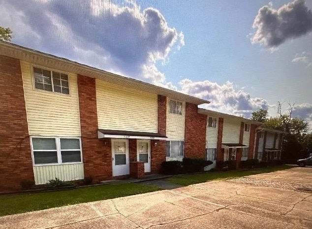 5031 W Pea Ridge Rd, Huntington, WV for sale Primary Photo- Image 1 of 28