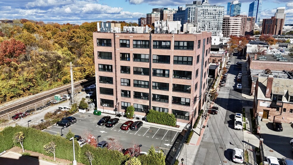 121 Westmoreland Ave, White Plains, NY for sale - Building Photo - Image 1 of 17