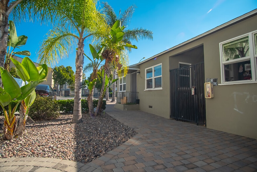 4154-4158 Estrella Ave, San Diego, CA for sale - Building Photo - Image 3 of 15