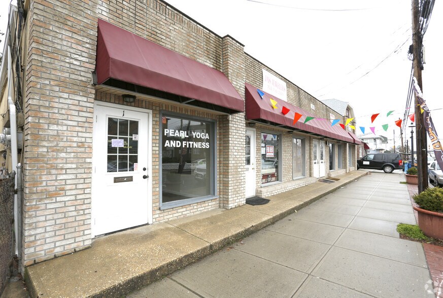 351 Maple Pl, Keyport, NJ for sale - Primary Photo - Image 1 of 1