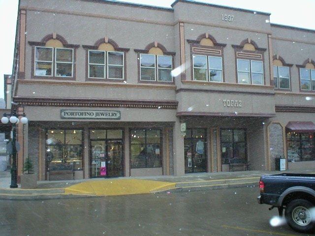 34353 Highway 6, Edwards, CO for lease - Building Photo - Image 1 of 8