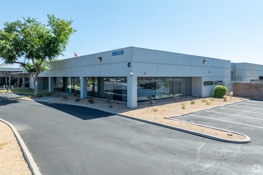 16010 N 28th Ave, Phoenix, AZ for sale - Primary Photo - Image 1 of 5