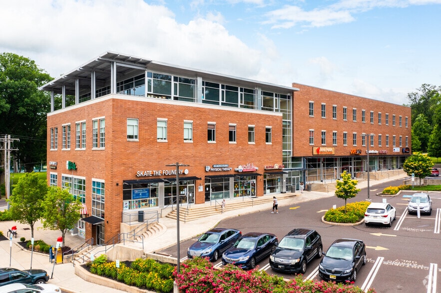 8120 Old York Rd, Elkins Park, PA for lease - Primary Photo - Image 1 of 14