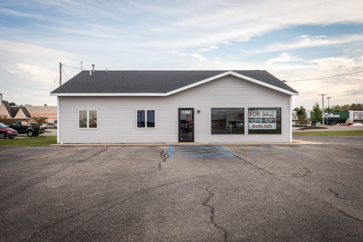 1393 W Main St, Gaylord, MI for sale Building Photo- Image 1 of 1