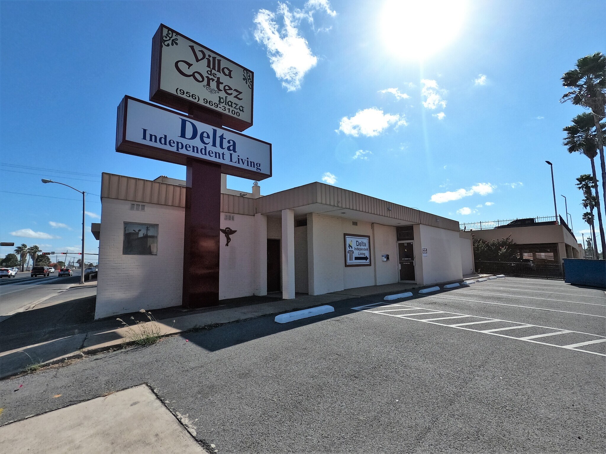 211 W Business 83, Weslaco, TX for sale Building Photo- Image 1 of 1