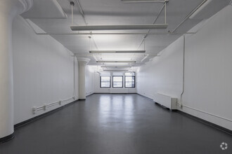 129-131 Varick St, New York, NY for lease Interior Photo- Image 2 of 4