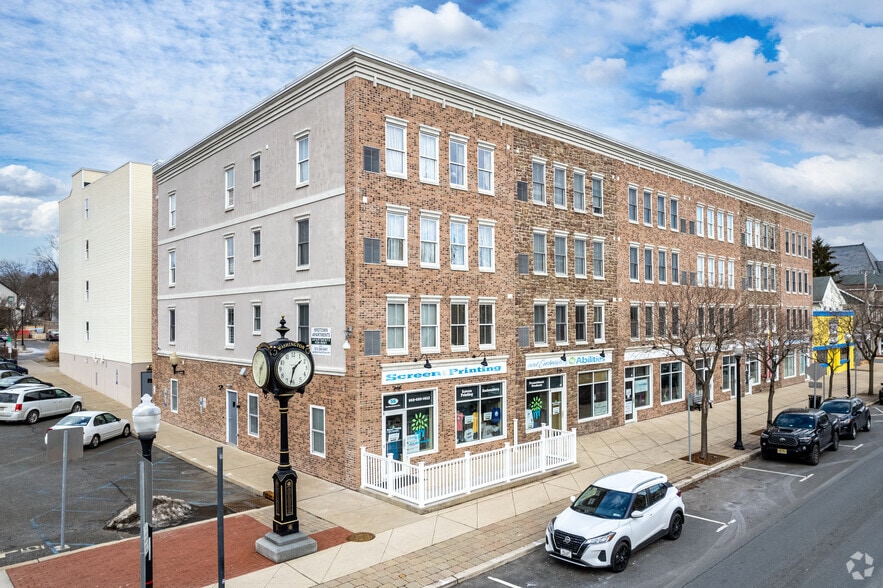 62-68 E Washington Ave, Washington, NJ for sale - Primary Photo - Image 1 of 1