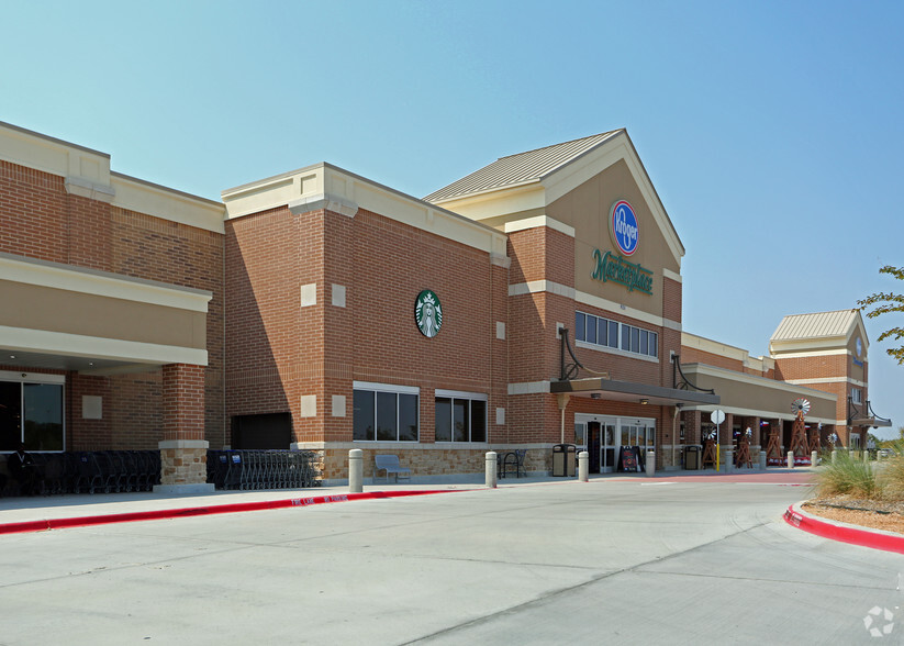 9200 N Tarrant Pky, North Richland Hills, TX for lease - Building Photo - Image 1 of 5