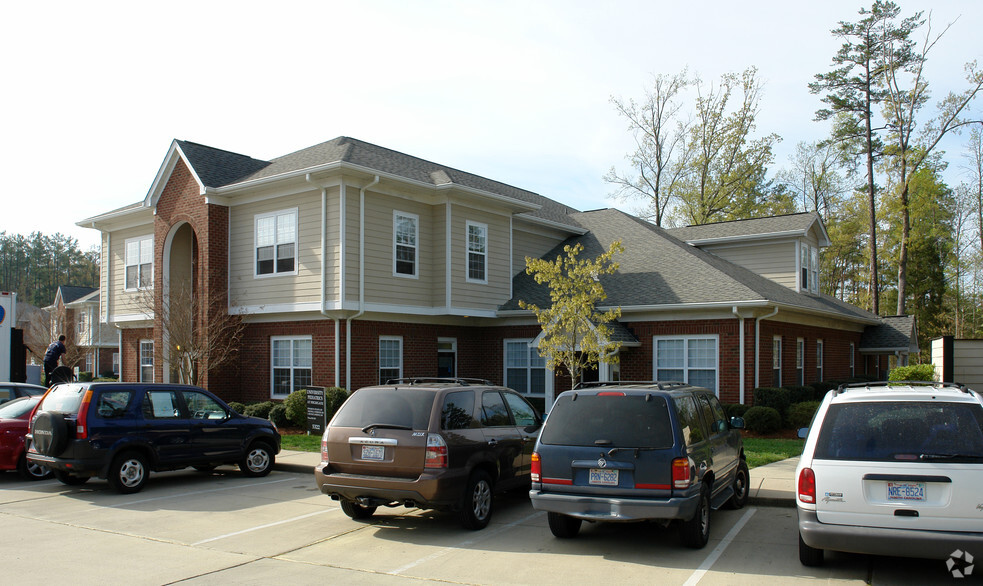 5322 Highgate Dr, Durham, NC for lease - Building Photo - Image 1 of 5