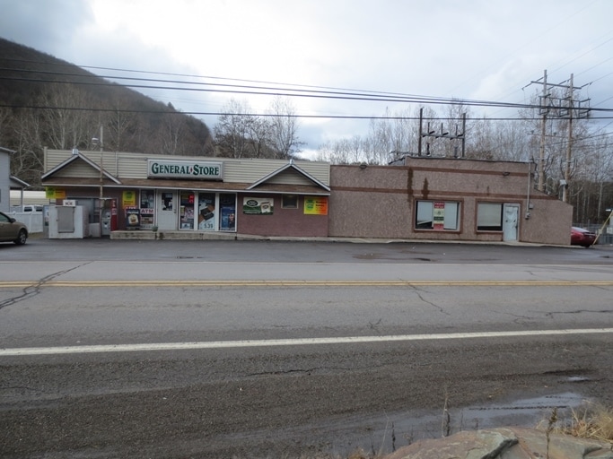 154-156 State Route 239, Shickshinny, PA for lease - Building Photo - Image 1 of 10