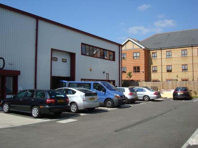 Adrienne Ave, Southall for sale - Primary Photo - Image 1 of 1