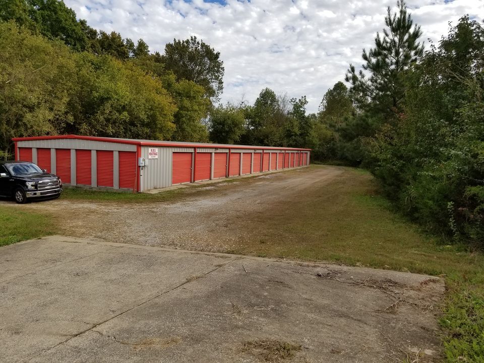 80 Windle Ln, Red Boiling Springs, TN 37150