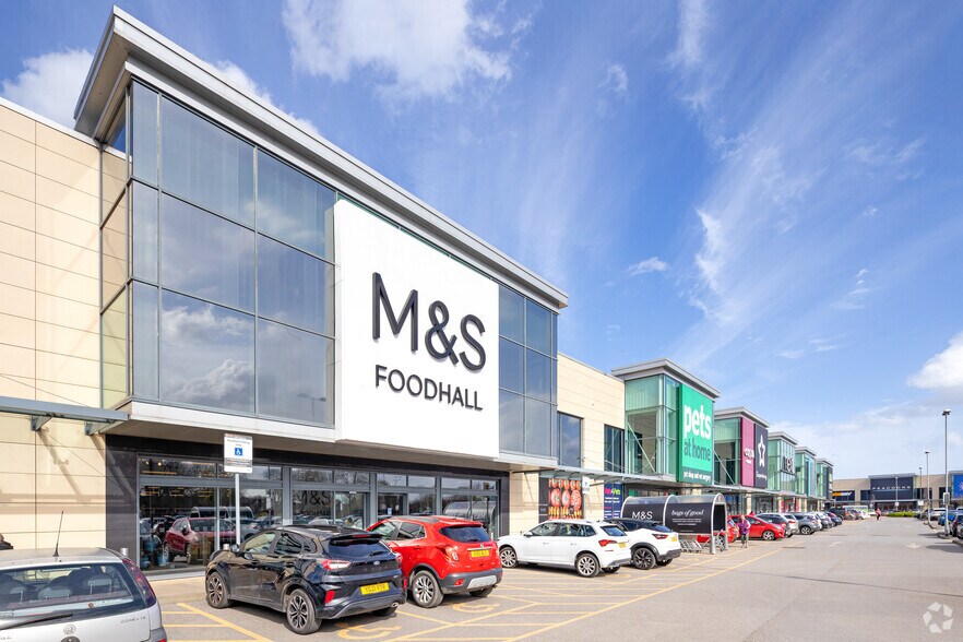 Springfield Rd, Hull, HU10 6RJ Anlaby Retail Park