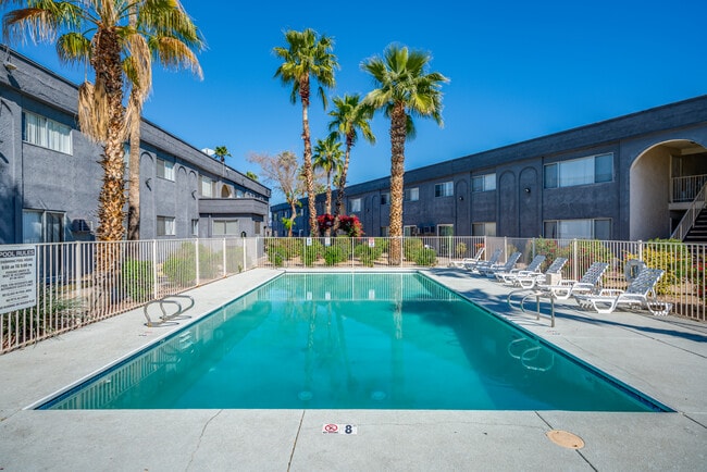 More details for 2641 W Butler Dr, Phoenix, AZ - Multifamily for Sale