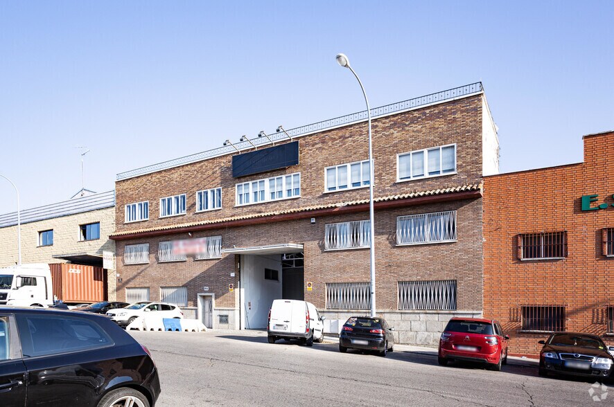 Calle Vereda de los Barros, 14, Alcorcón, Madrid for sale - Building Photo - Image 1 of 1