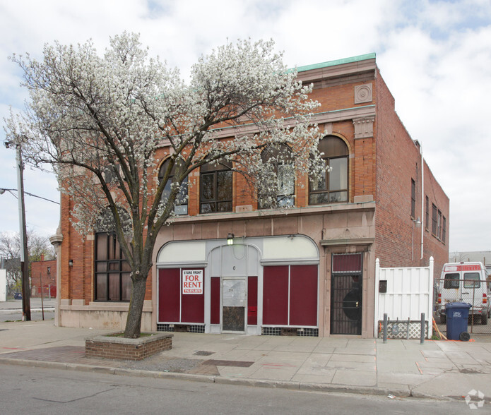 904-908 Broadway St, Buffalo, NY for sale - Building Photo - Image 2 of 2