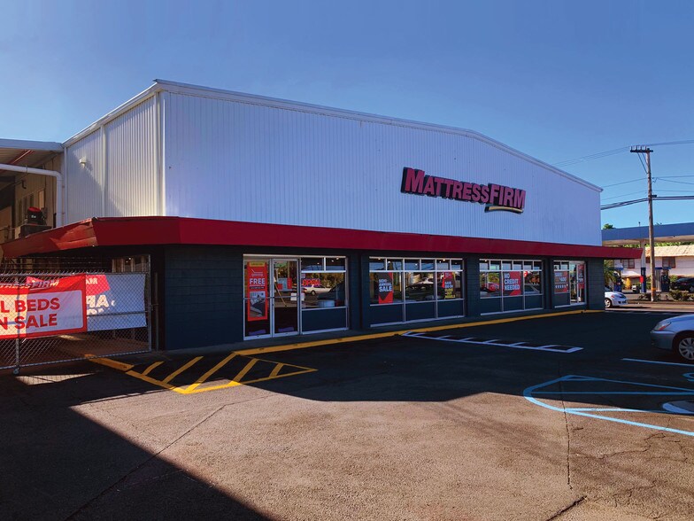 708 Kanoelehua Ave, Hilo, HI for sale - Building Photo - Image 1 of 1