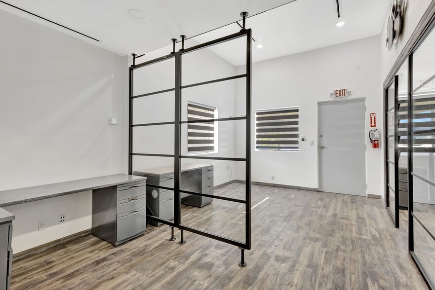 228 Hibiscus St, Jupiter, FL for sale - Building Photo - Image 3 of 16