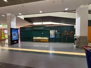 Retail in Barberà del Vallès, Barcelona for lease Interior Photo- Image 2 of 6