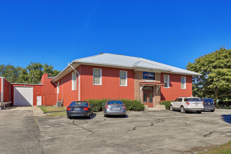 205 S Main St, Seymour, IL for sale - Primary Photo - Image 1 of 1