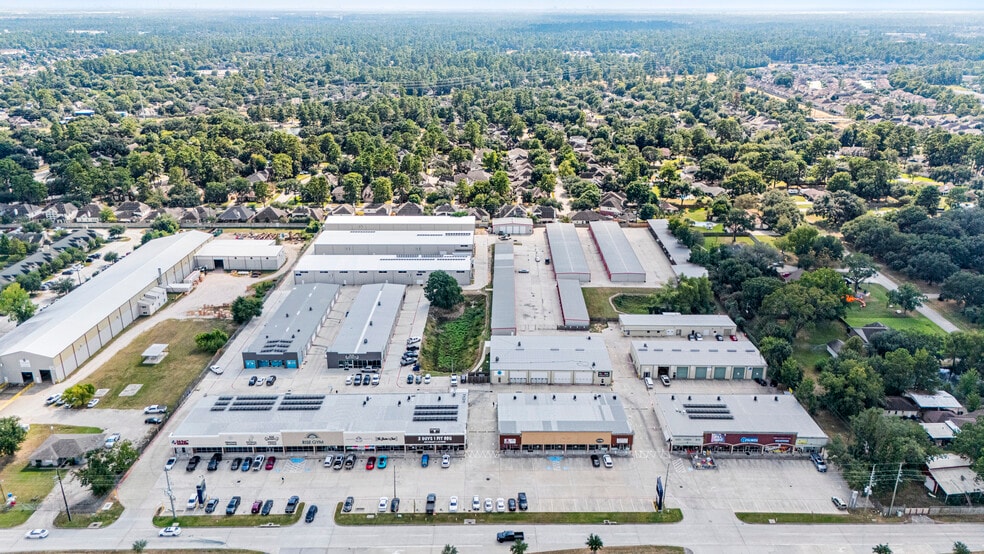 11703-11711 Spring Cypress Rd, Tomball, TX for lease - Building Photo - Image 3 of 40