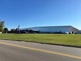 7825 Hub Pky, Valley View OH - Warehouse