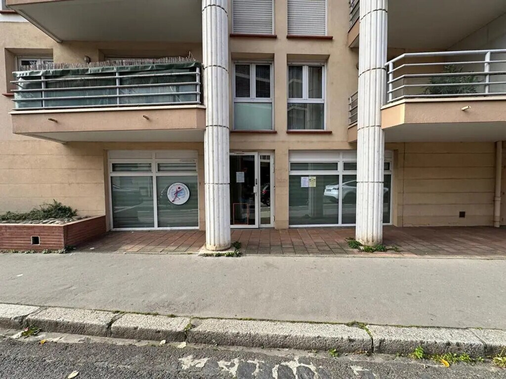 Vente Commerce 42 m² - Photo 1