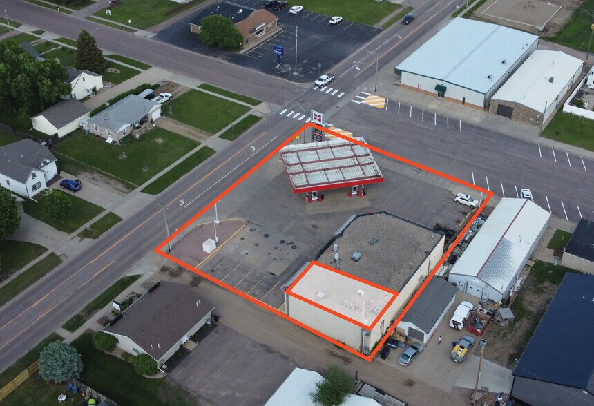 101 W 1st St, Tea, SD for lease - Building Photo - Image 2 of 3