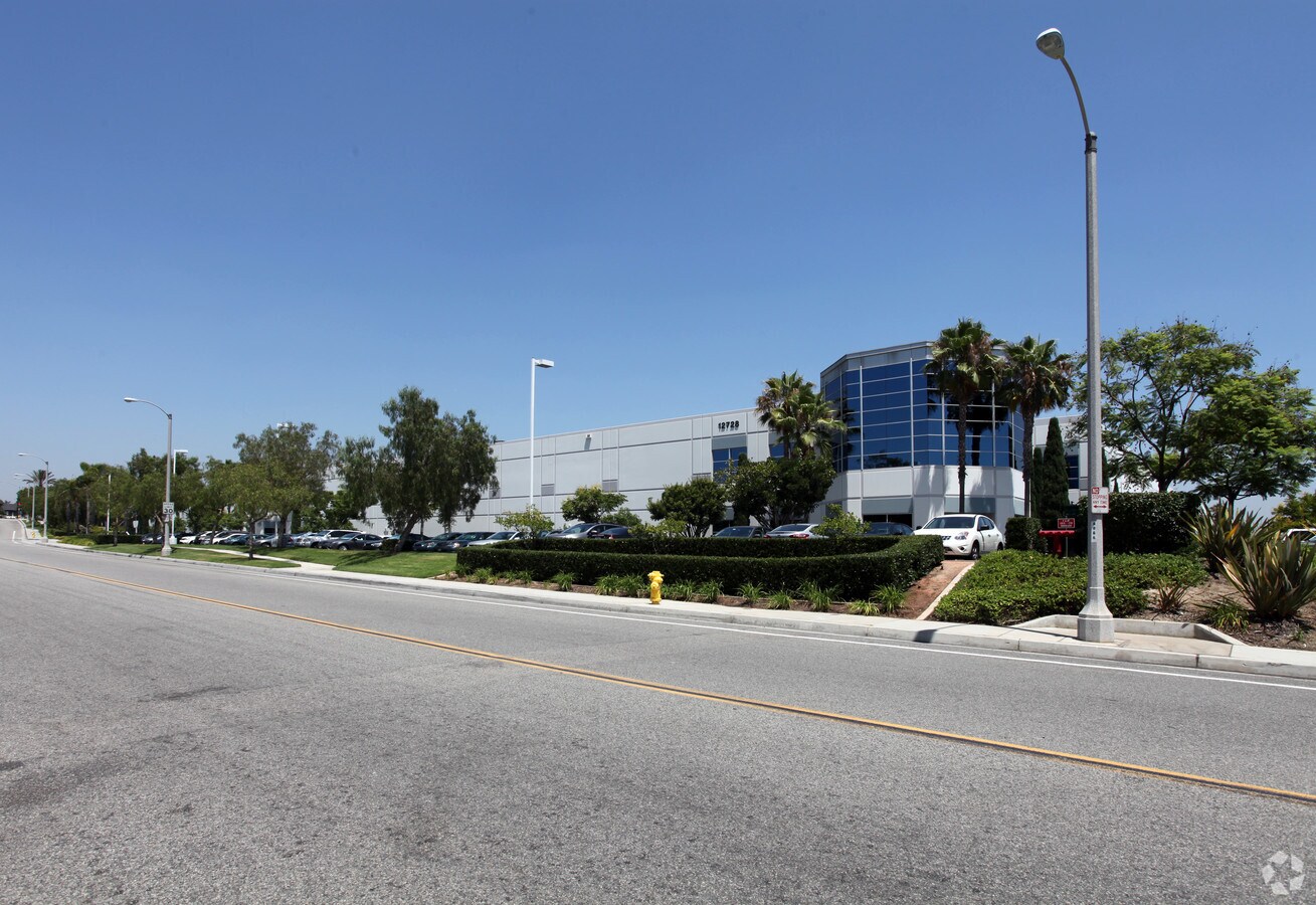 12728 Shoemaker Ave, Santa Fe Springs, CA 90670 Property Record