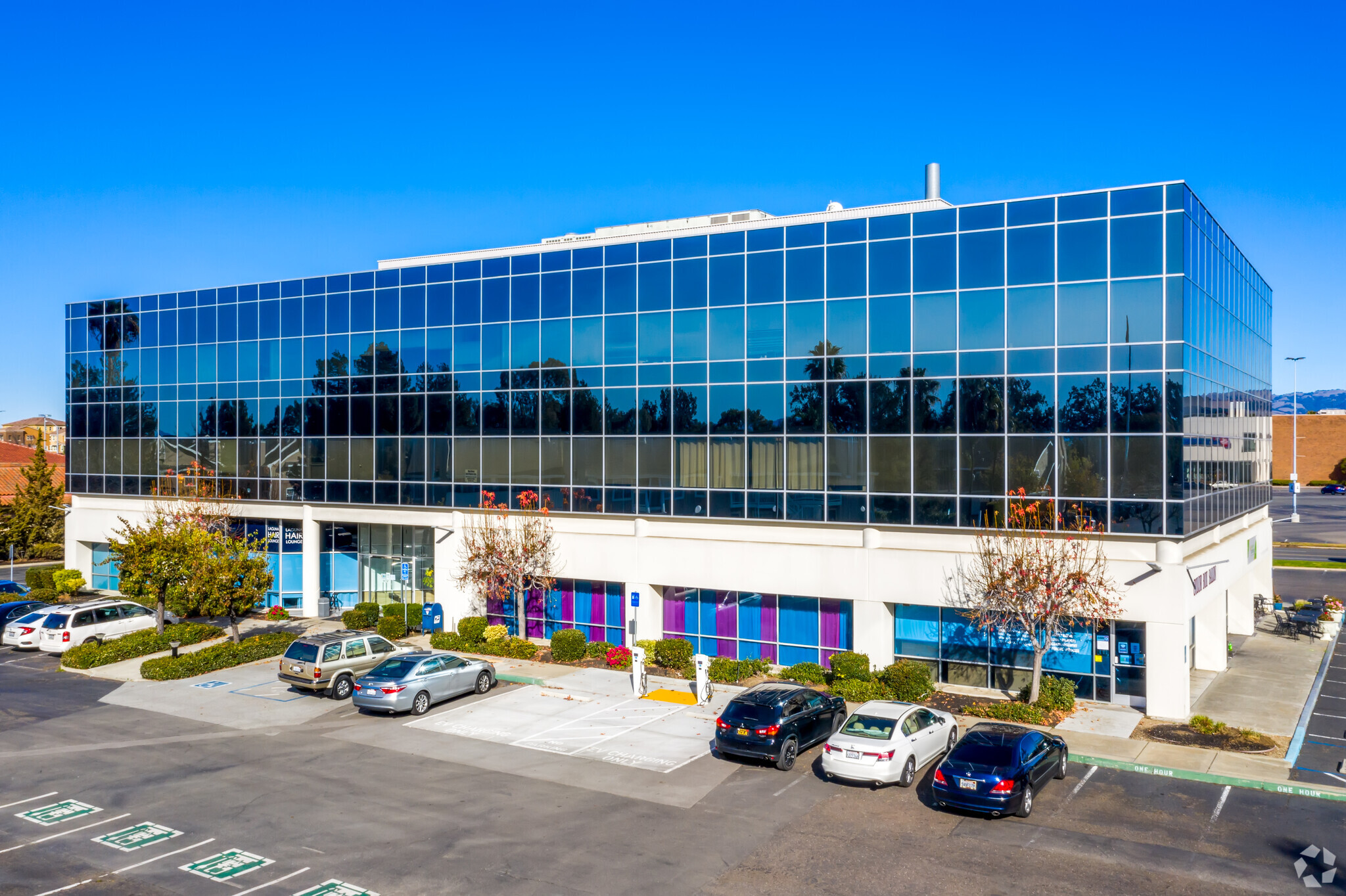 3900 NewPark Mall Rd, Newark, CA for lease Building Photo- Image 1 of 9