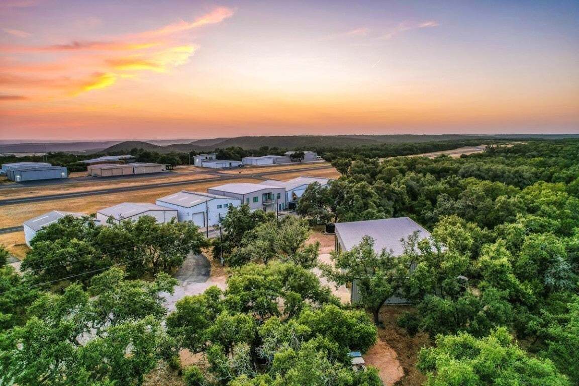 9411 Rolling Hills Trl, Lago Vista, TX for sale Building Photo- Image 1 of 1