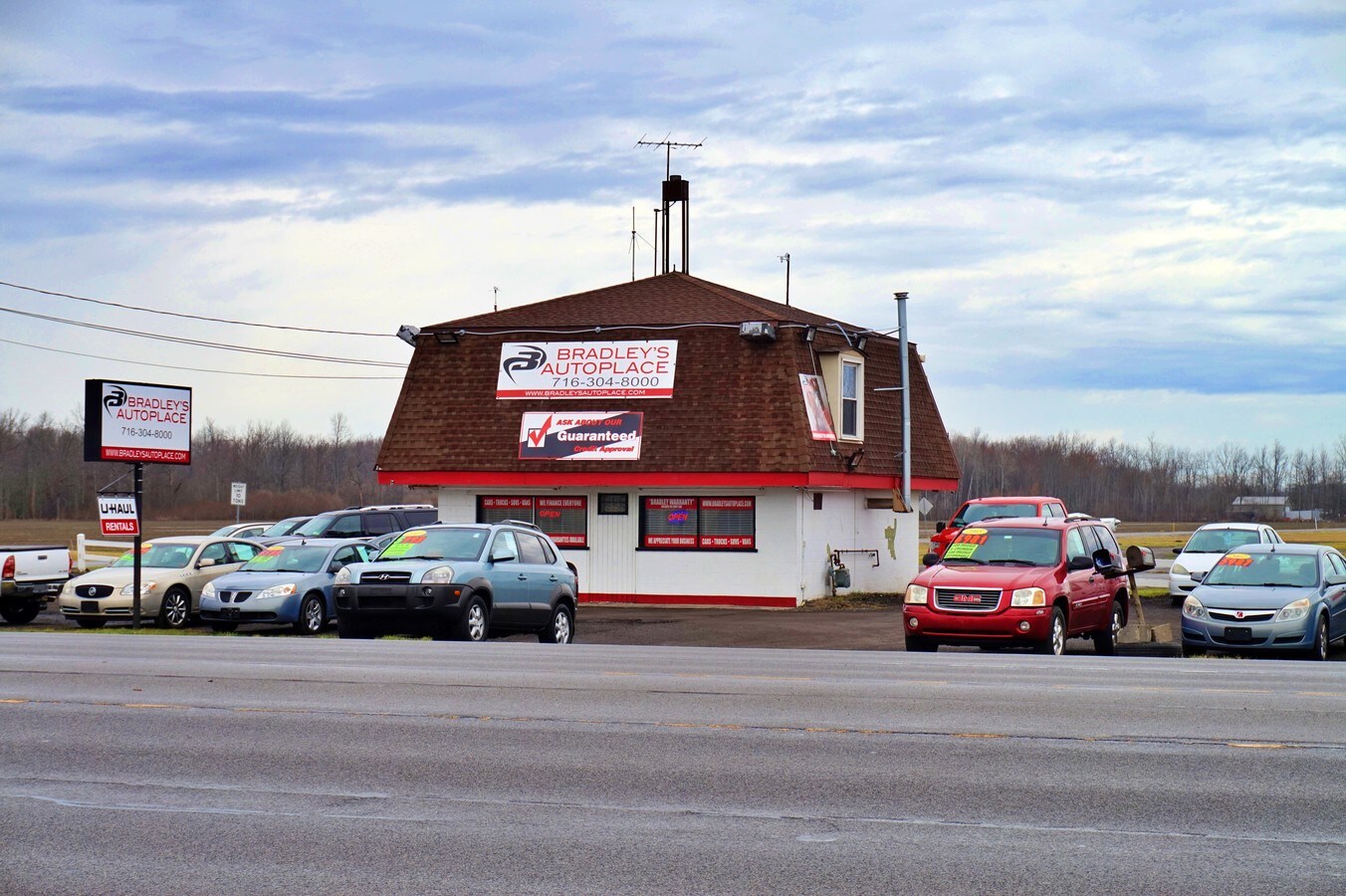 6700 Transit Rd, Lockport, NY 14094