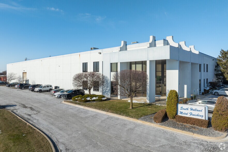 26100 Whiting Way, Monee, IL for sale - Primary Photo - Image 1 of 1